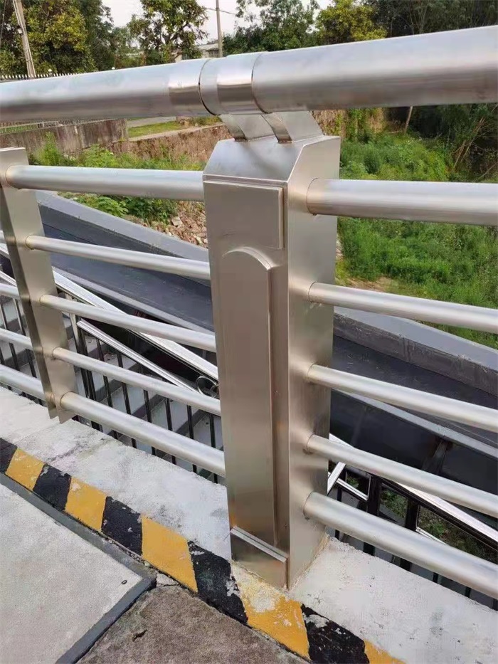 不（bú）鏽鋼護欄