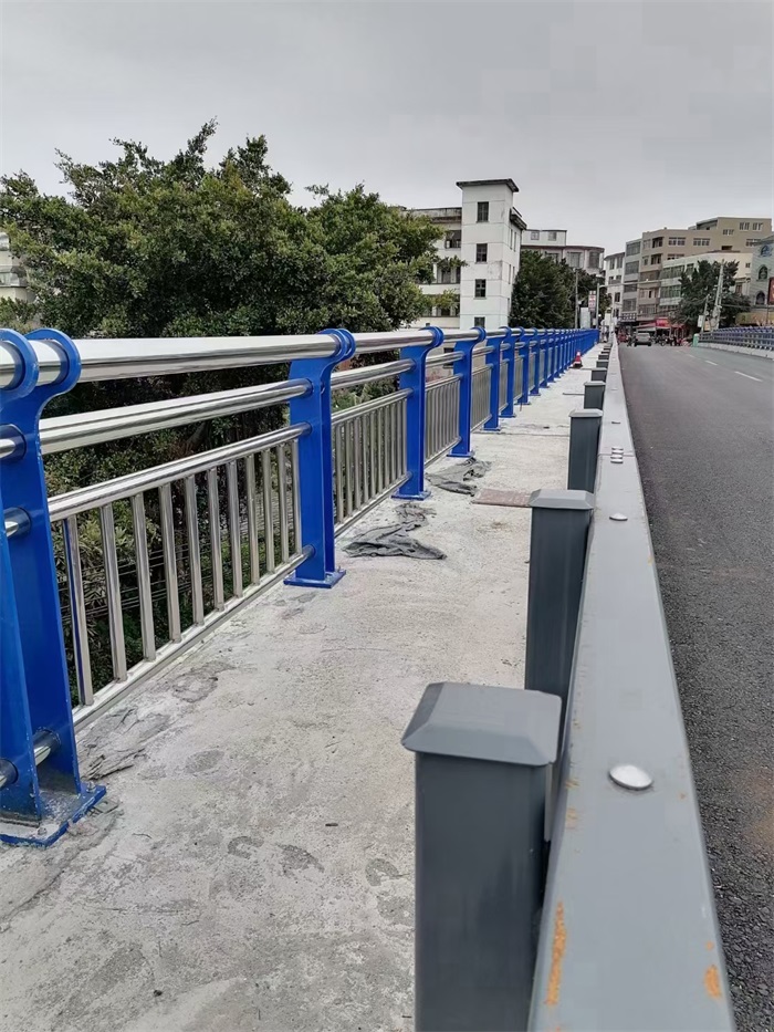 不鏽鋼橋梁護欄