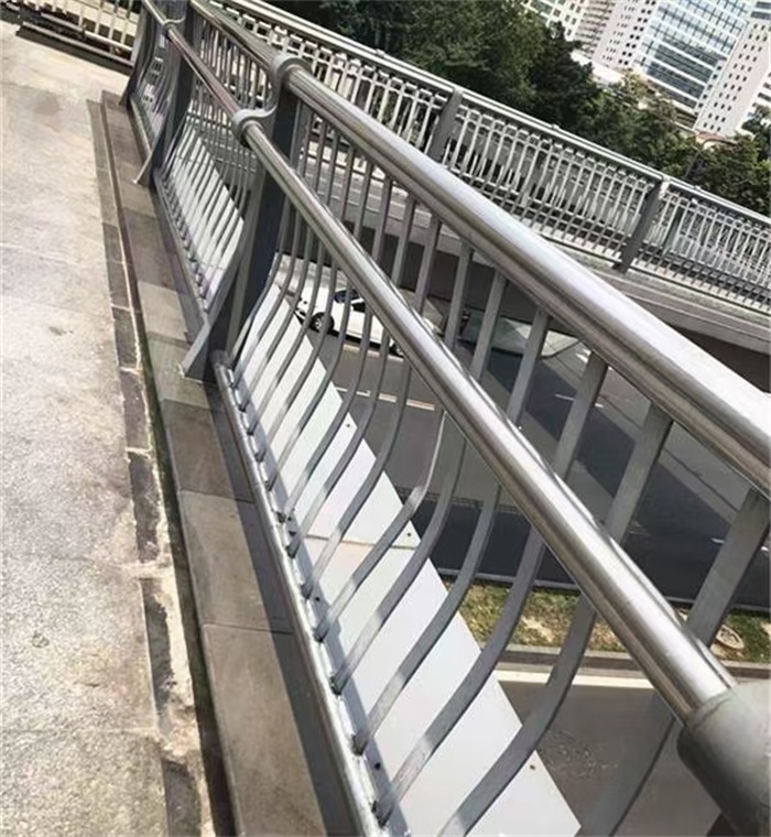 不鏽鋼防撞護欄