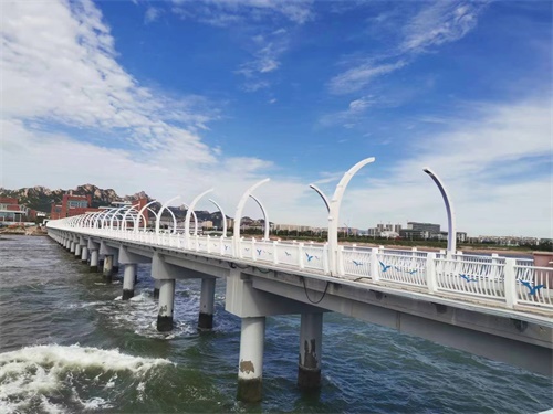 橋（qiáo）梁防撞護欄